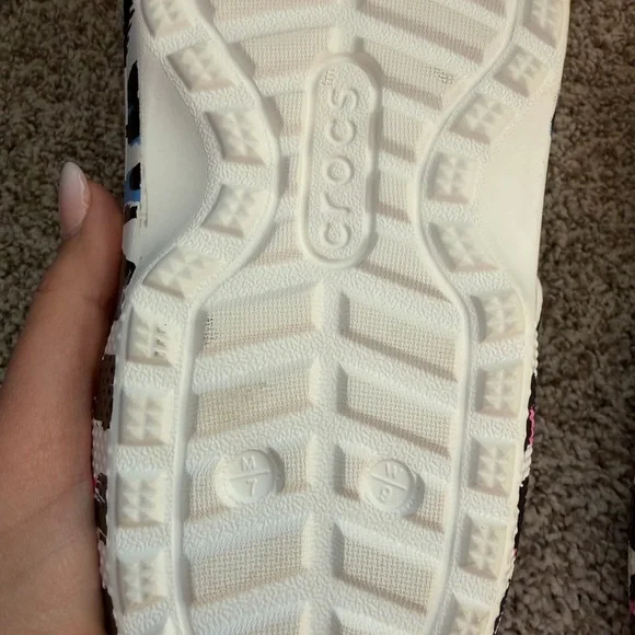 CROCS Women's Leopard Print Clogs - Multicolor - Picture 3 of 3